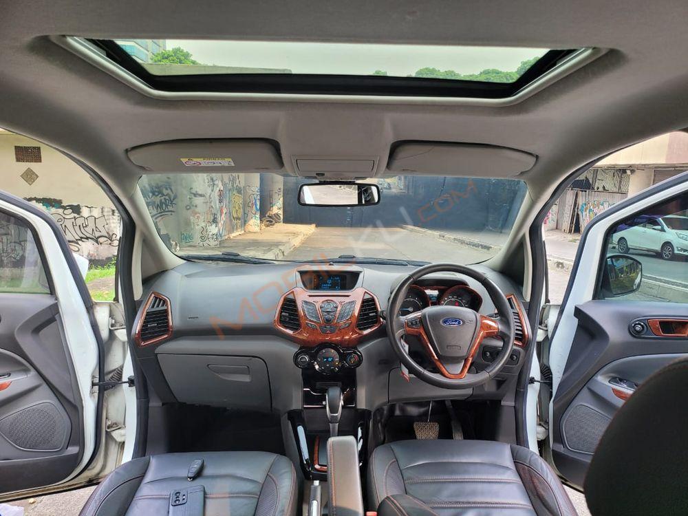 Mobil Ford EcoSport 2015