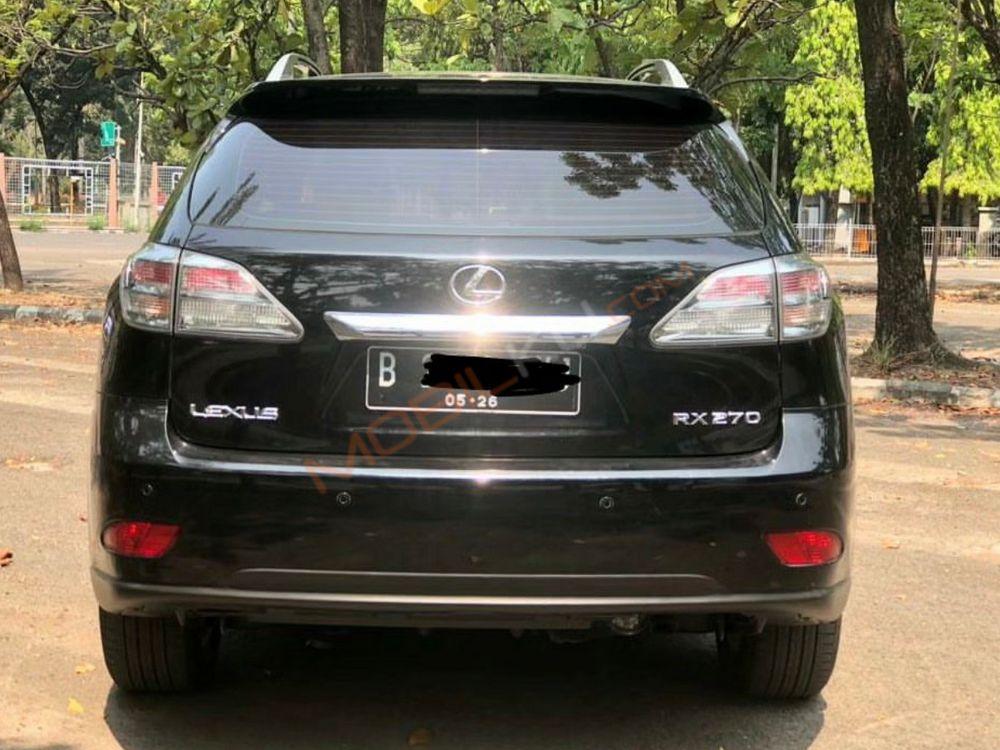 Mobil Lexus RX 2011