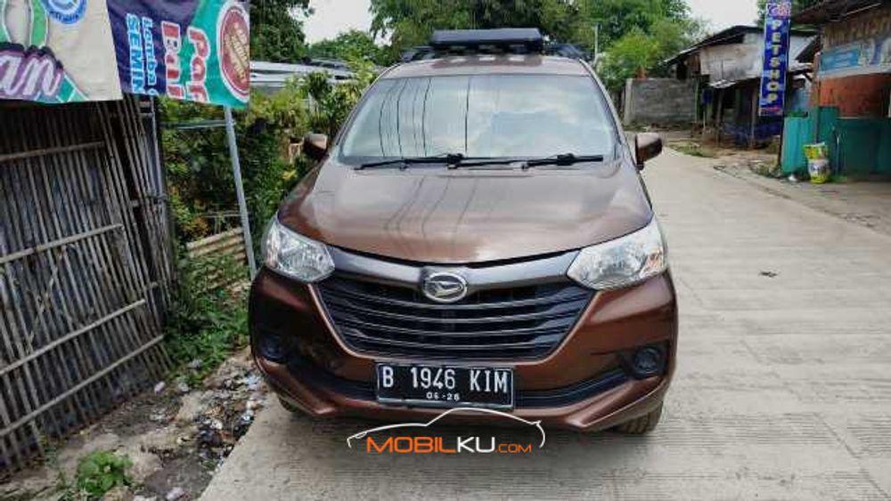 Mobil Daihatsu Xenia 2016