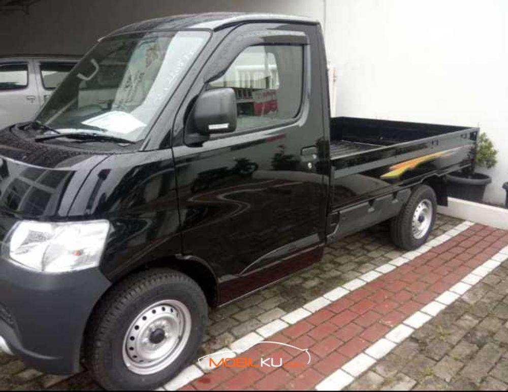 Mobil Daihatsu Gran Max 2021