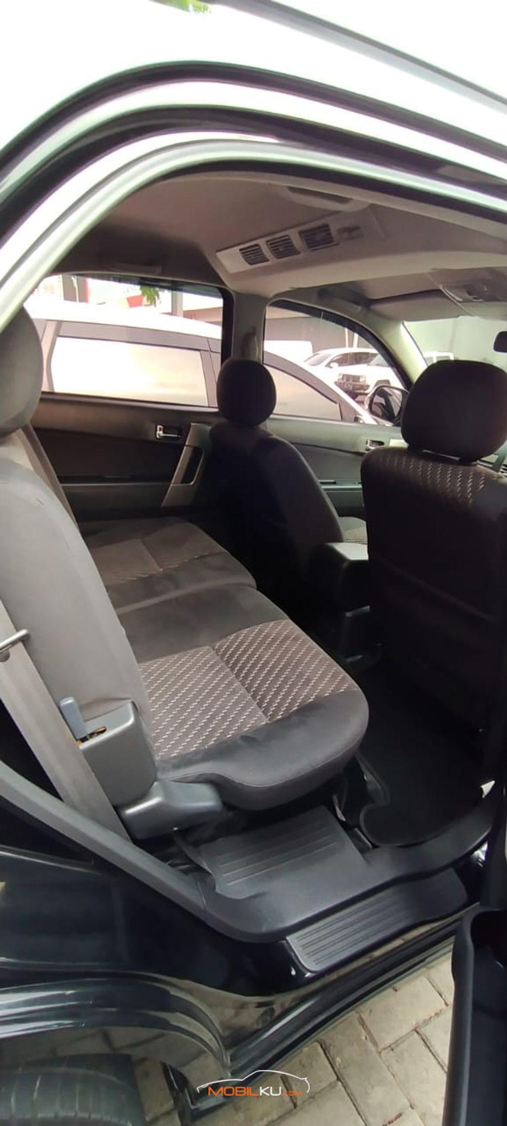 Mobil Toyota Rush 2014