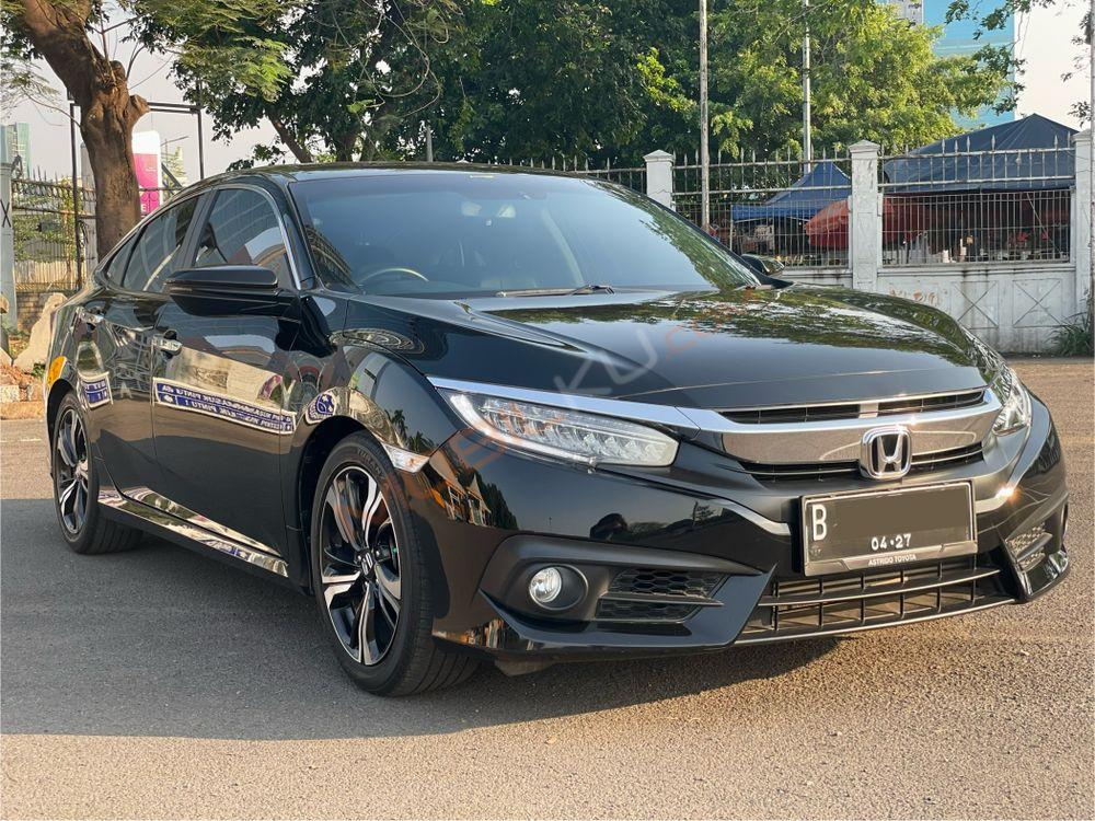 Mobil Honda Civic Sedan 2017