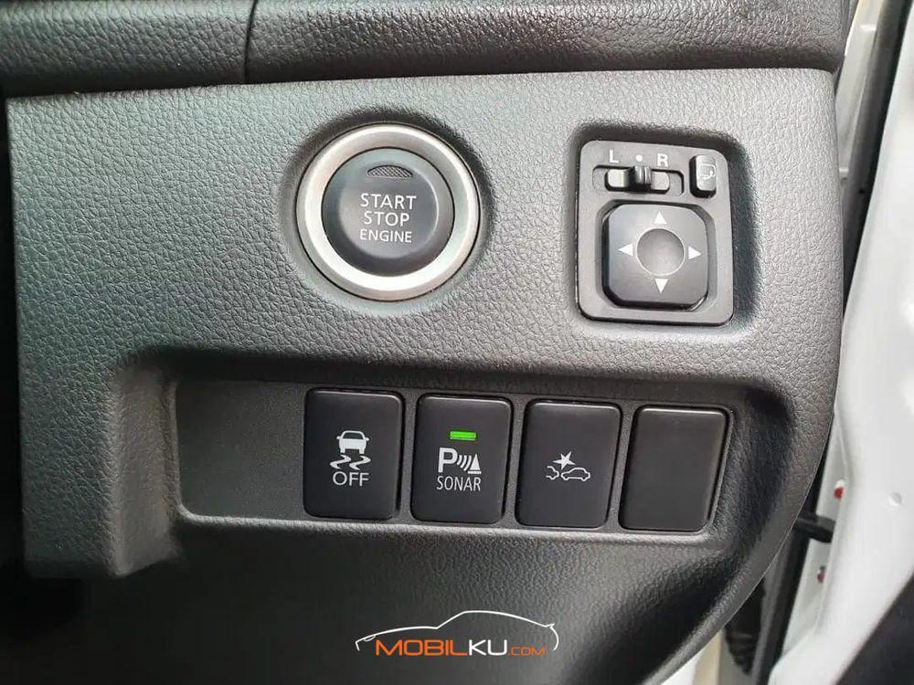 Mobil Mitsubishi Pajero Sport 2019