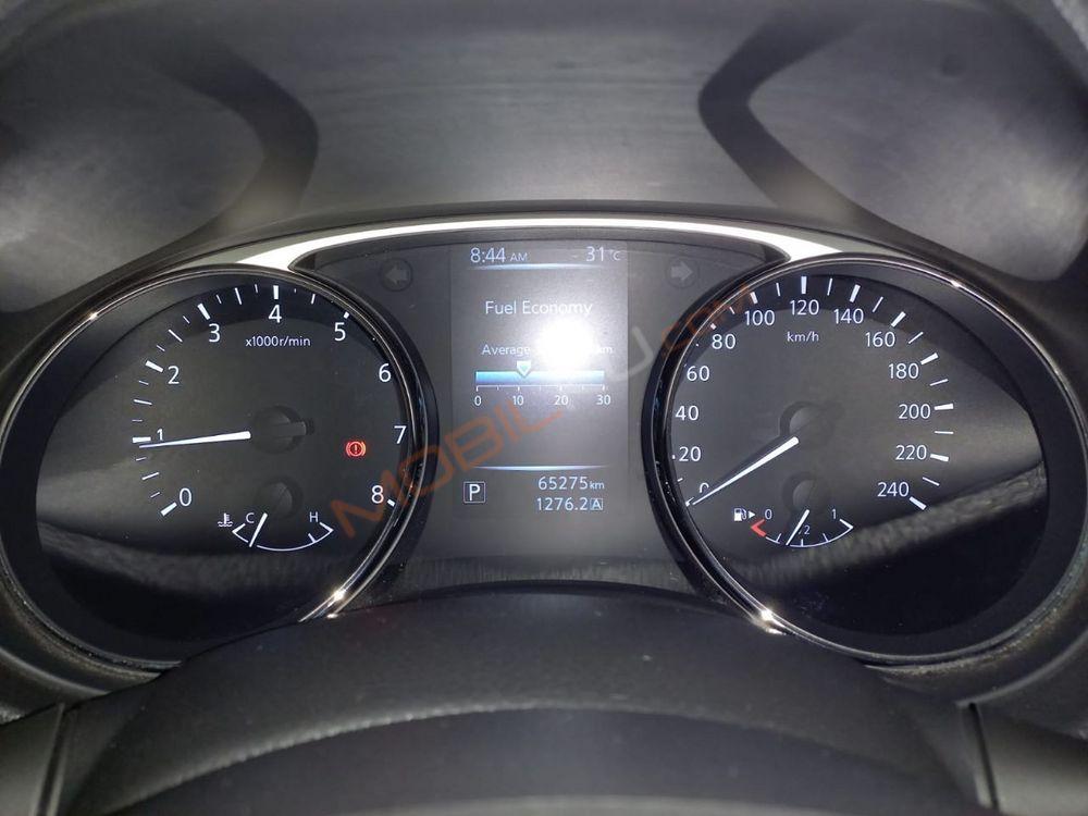 Mobil Nissan X-Trail 2019