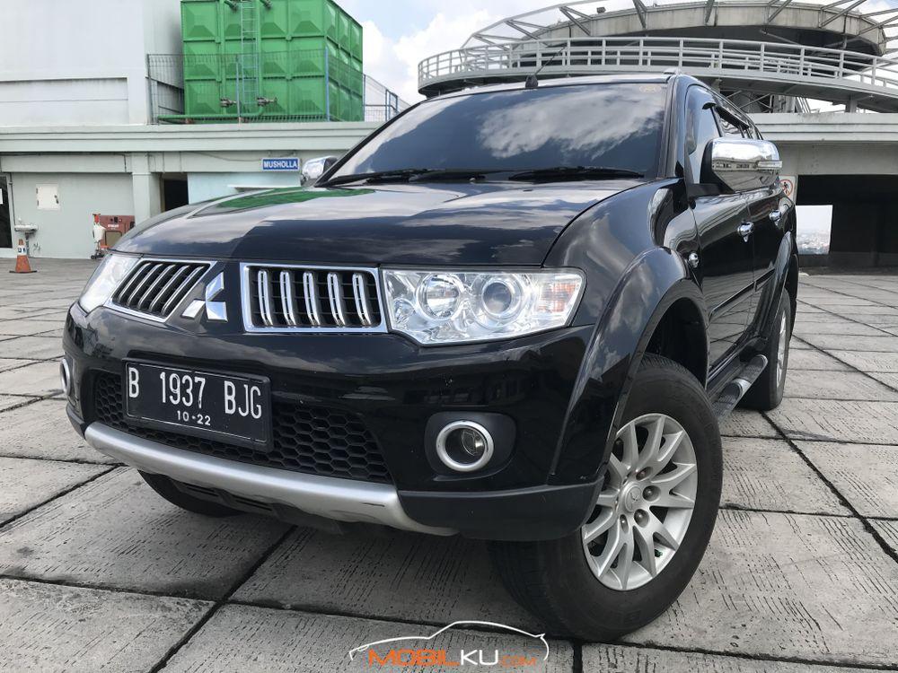 Mobil Mitsubishi Pajero Sport 2012