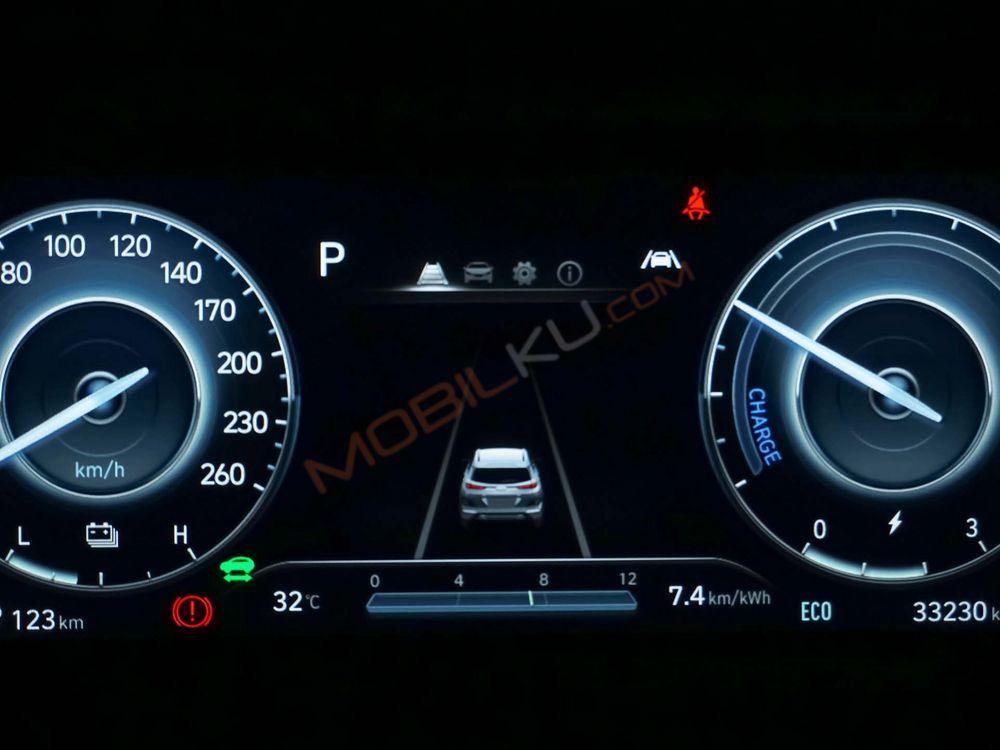 Mobil Hyundai Kona Electric 2021