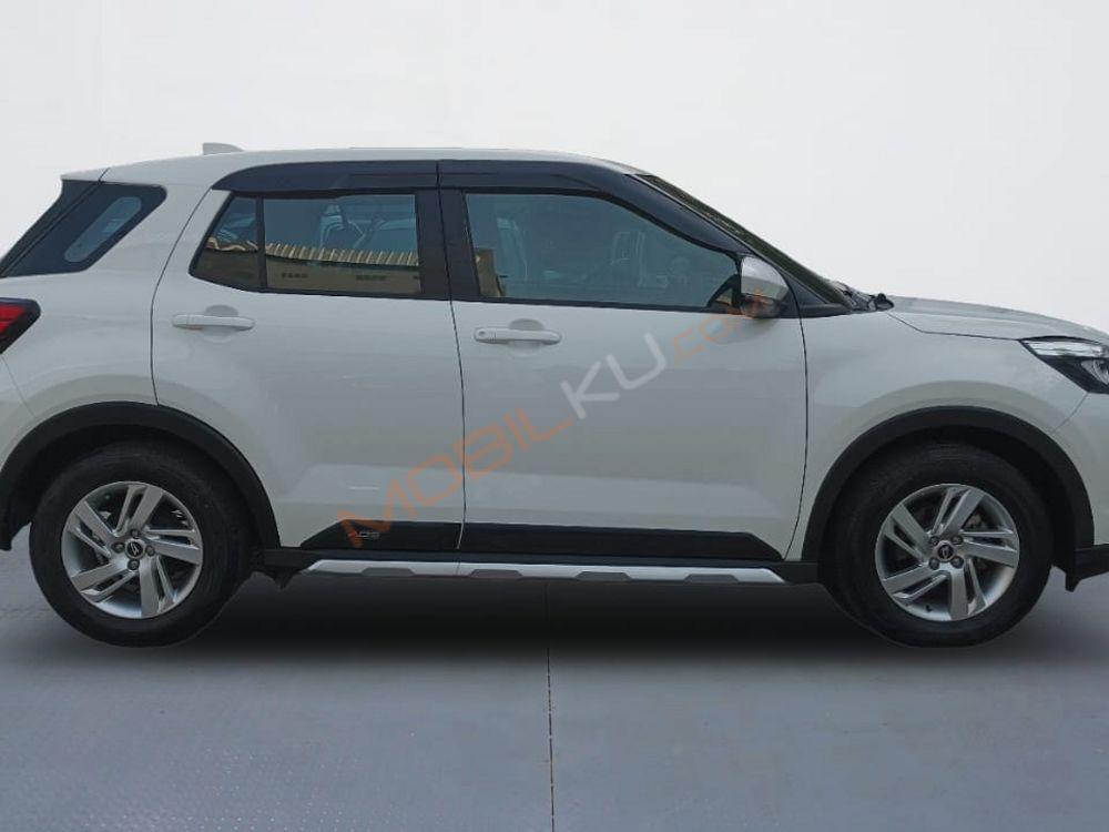 Mobil Daihatsu Rocky 2021