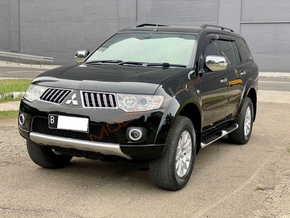 Mobil Mitsubishi Pajero Sport 2012