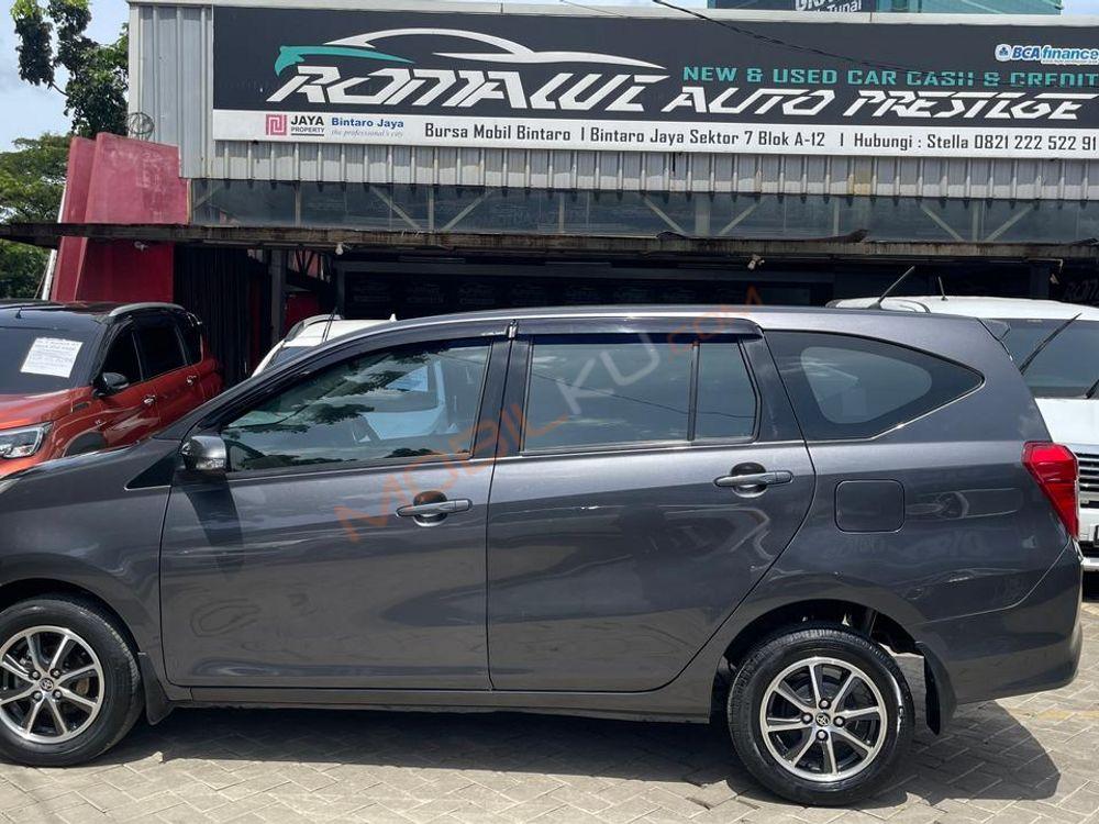 Mobil Toyota Calya 2017