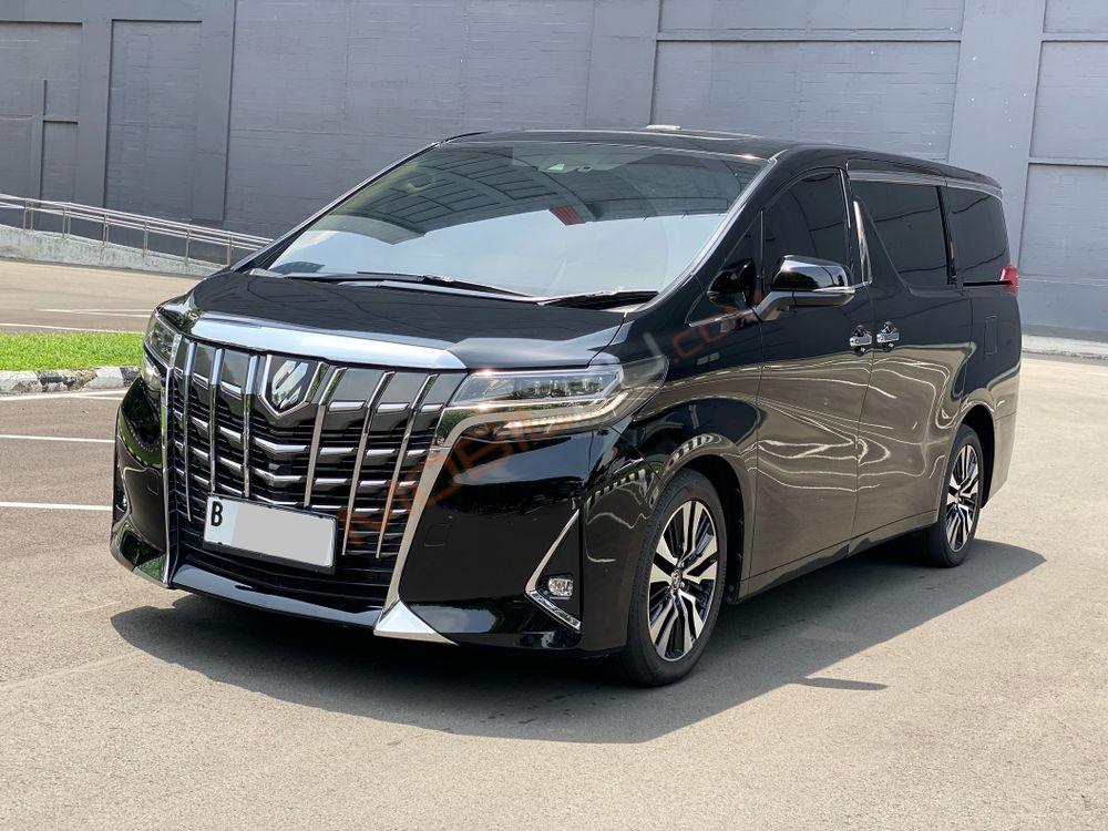 Mobil Toyota Alphard 2020
