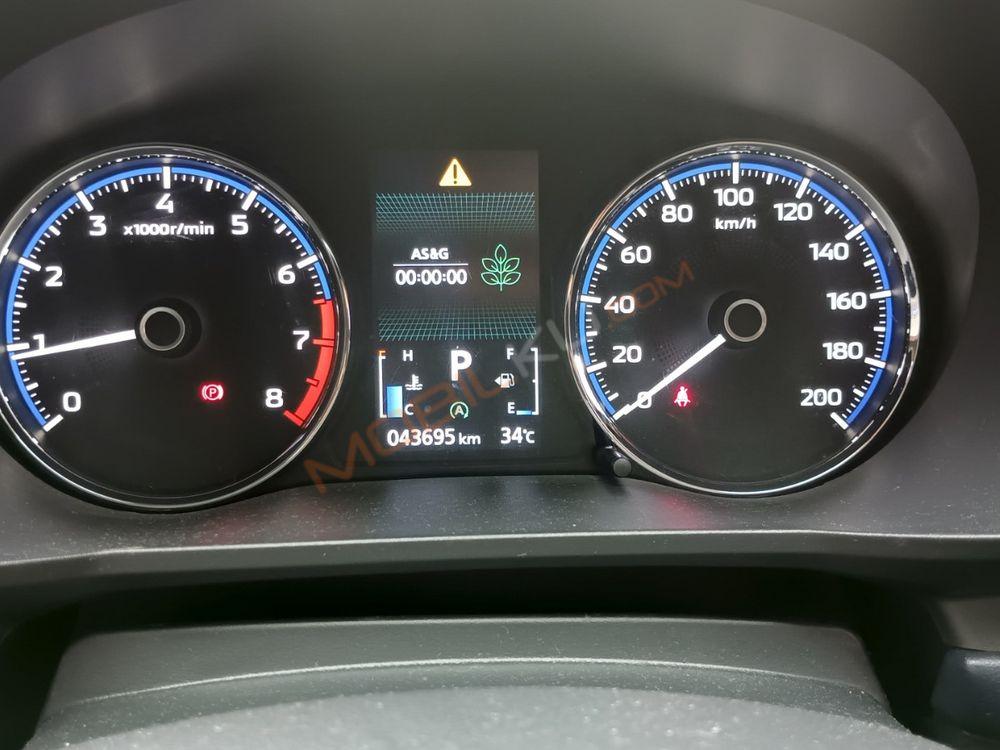 Mobil Mitsubishi Xpander Cross 2021