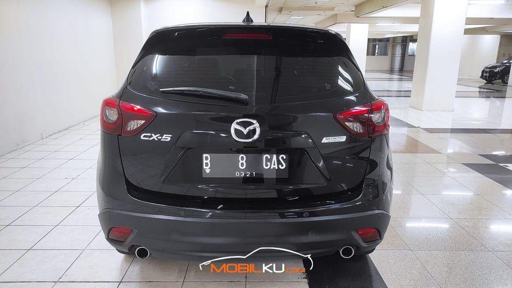 Mobil Mazda CX-5 2017