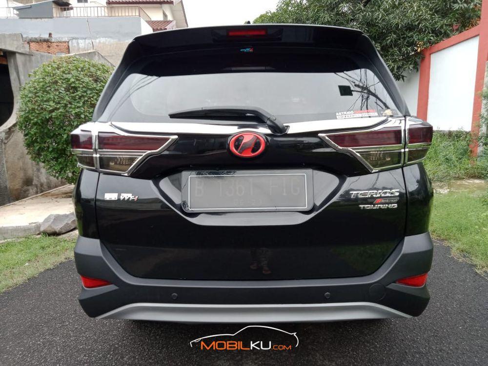 Mobil Daihatsu Terios 2018