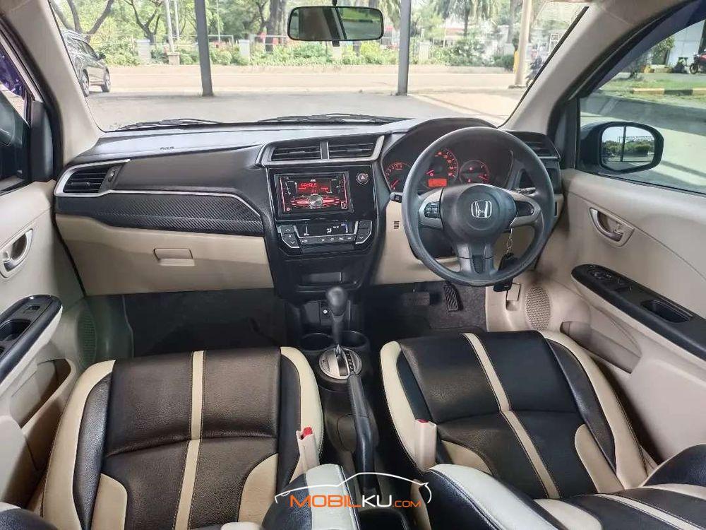 Mobil Honda Brio 2017
