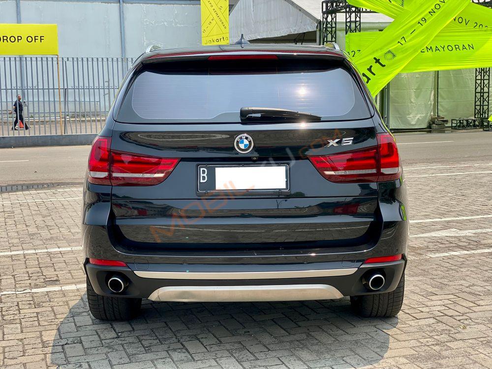 Mobil BMW X5 2015