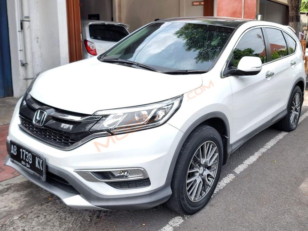 Mobil Honda CR-V 2016