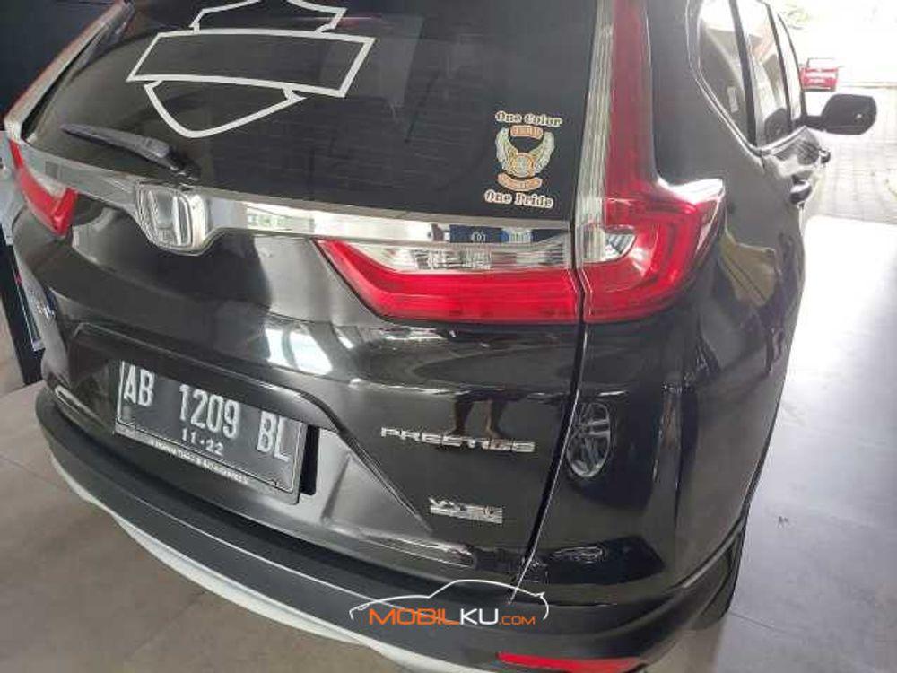 Mobil Honda CR-V 2017