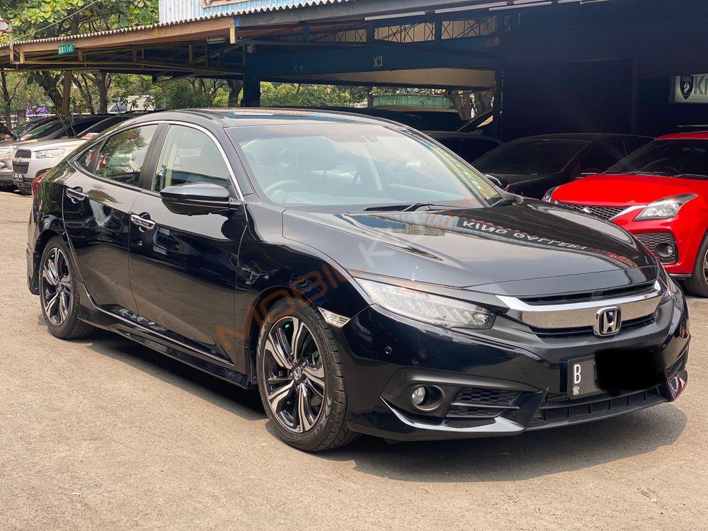 Mobil Honda Civic Sedan 2017
