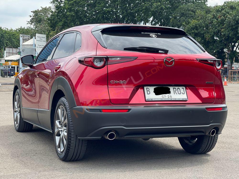 Mobil Mazda CX-30 2023