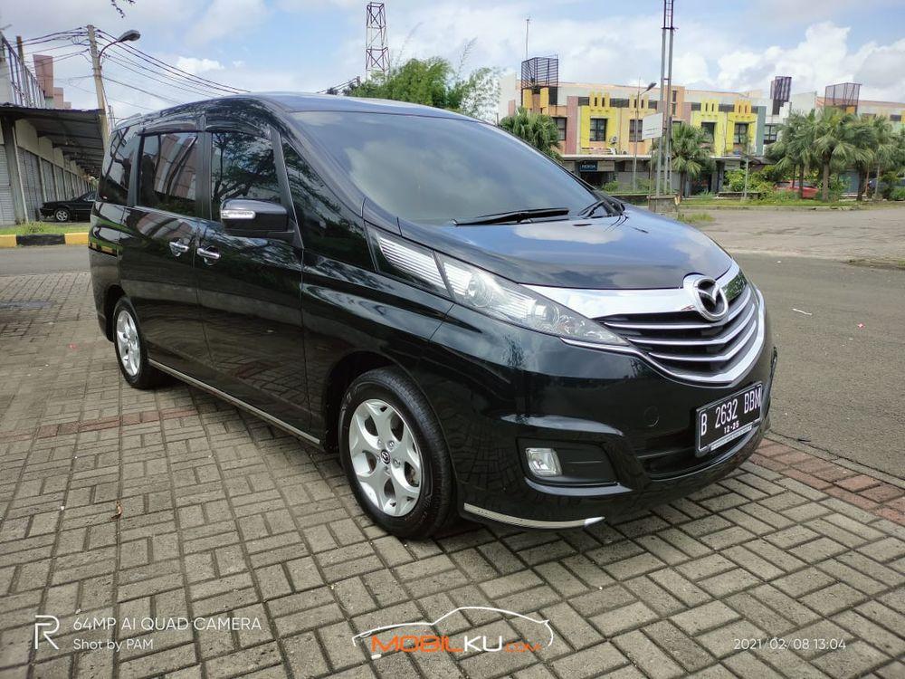 Mobil Mazda Biante 2015