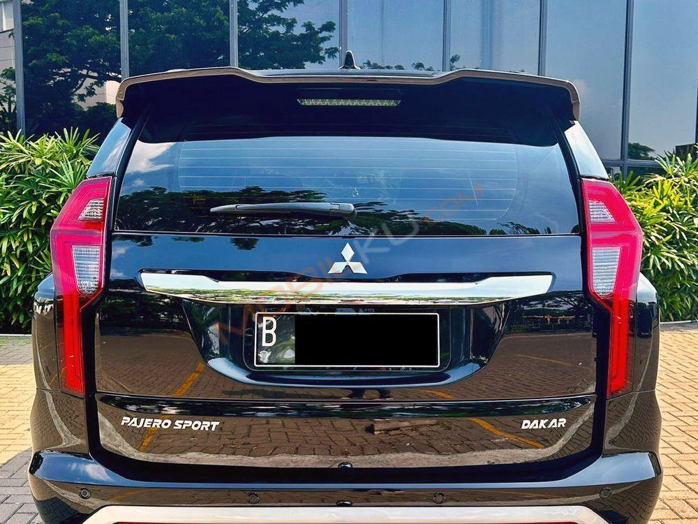 Mobil Mitsubishi Pajero Sport 2022