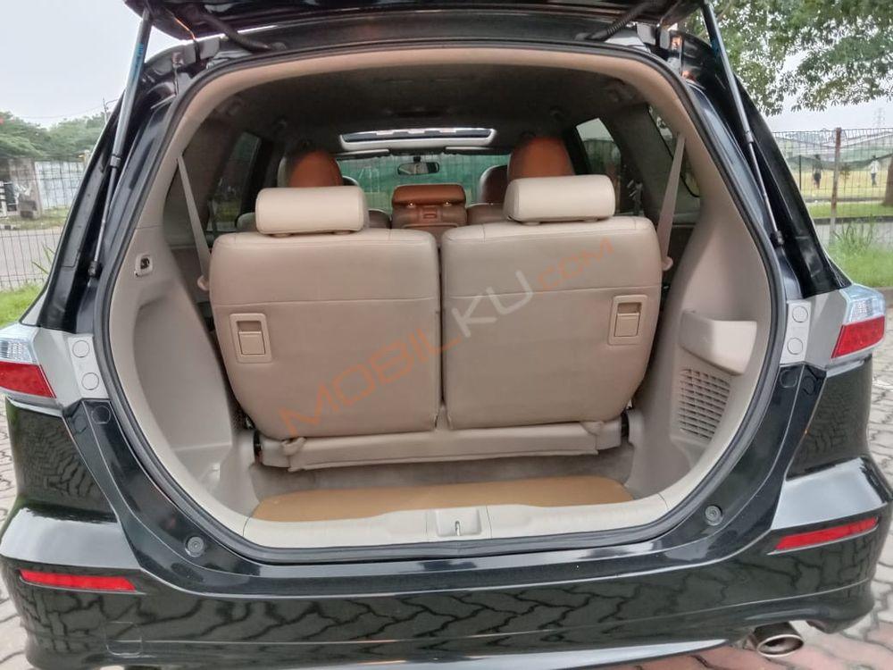 Mobil Honda Odyssey 2012