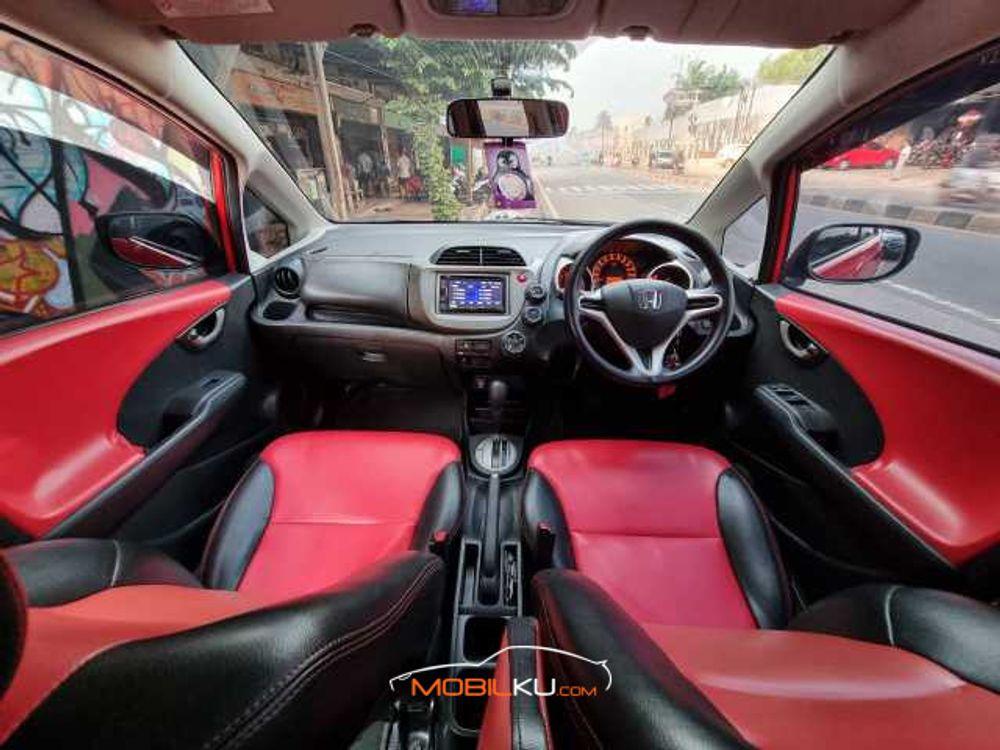 Mobil Honda Jazz 2014