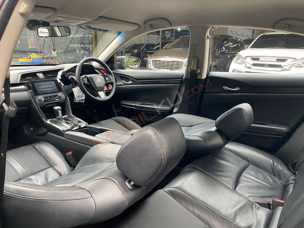 Mobil Honda Civic Sedan 2017