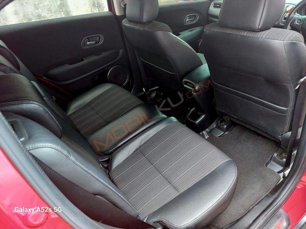 Mobil Honda HR-V 2015