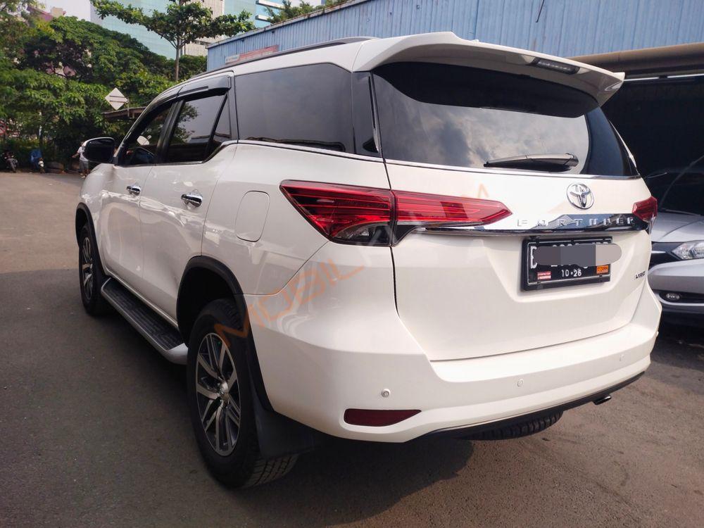 Mobil Toyota Fortuner 2016
