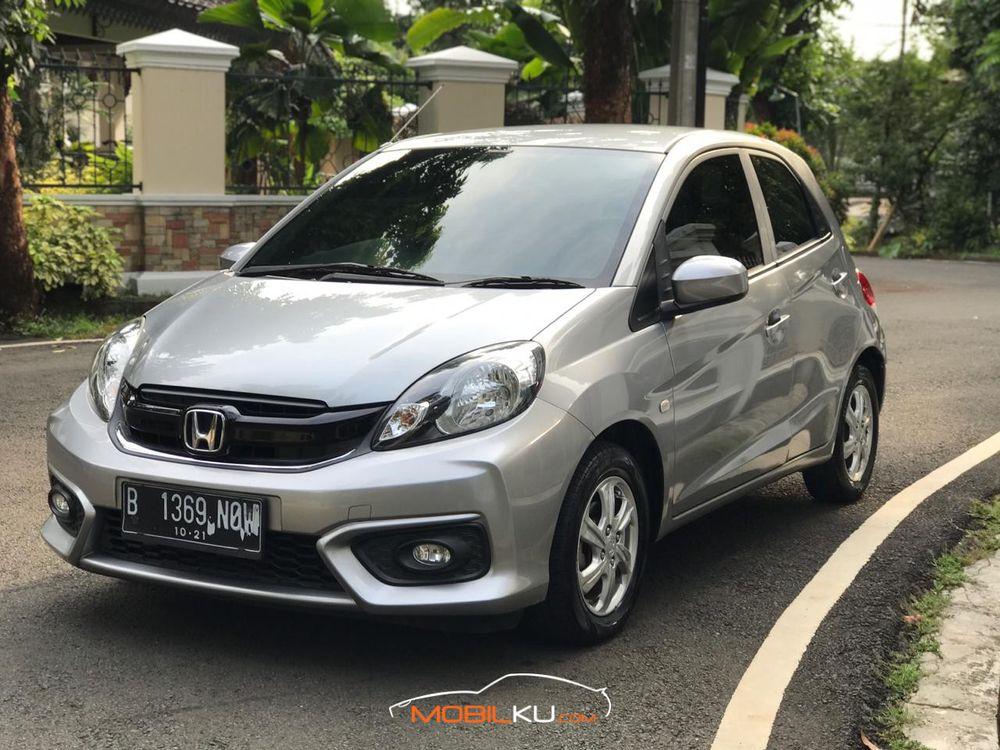Mobil Honda Brio 2016