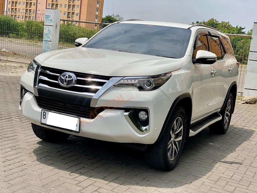 Mobil Toyota Fortuner 2017