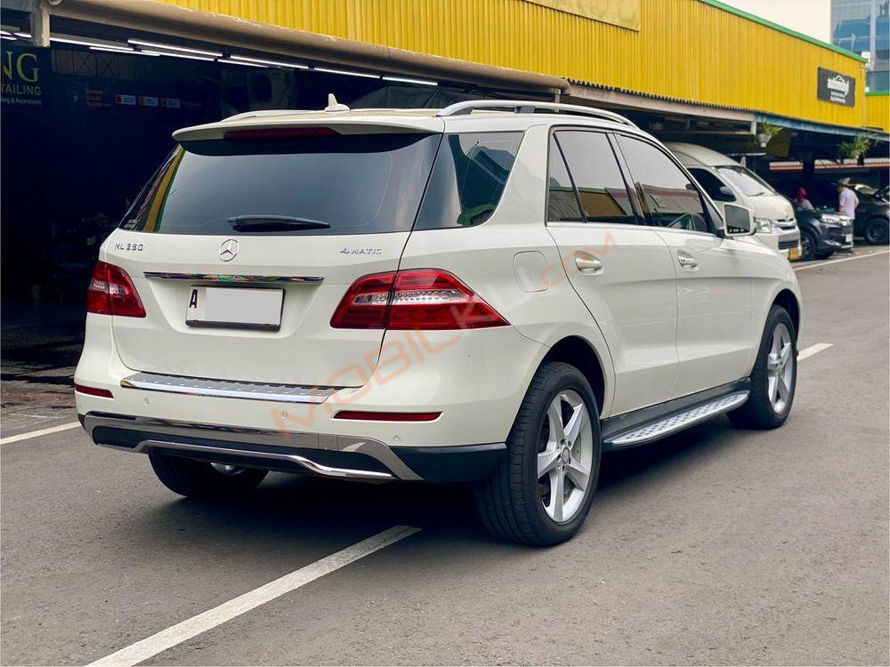 Mobil Mercedes-Benz ML 2013