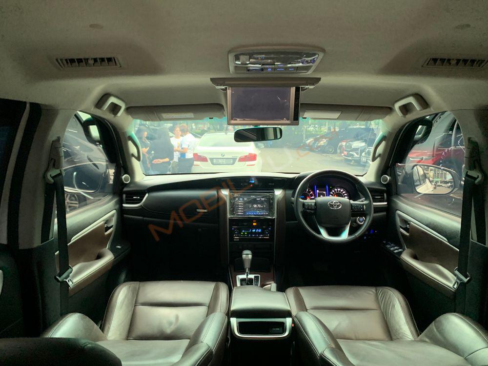 Mobil Toyota Fortuner 2020