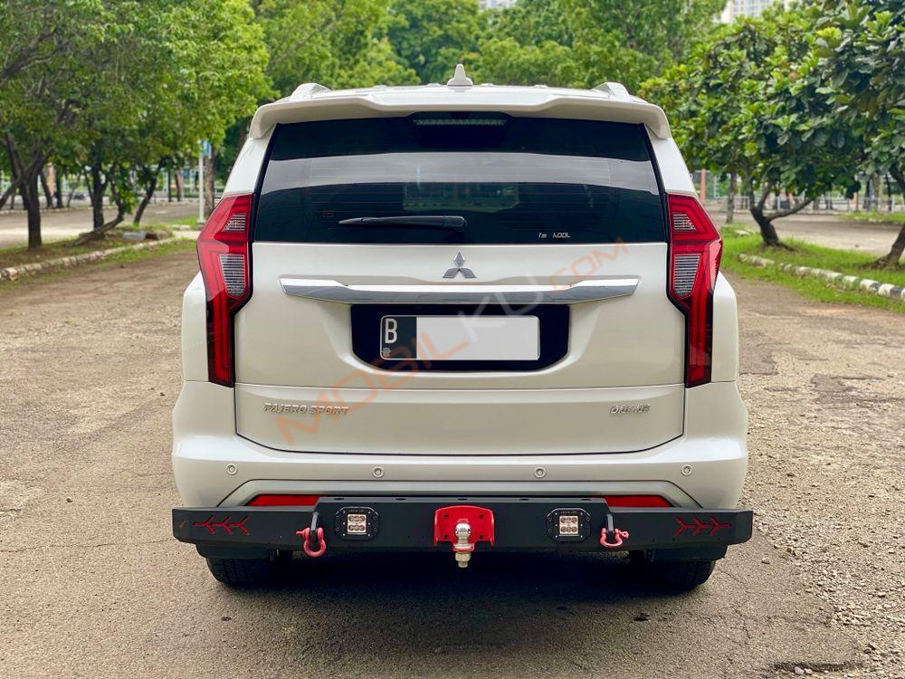 Mobil Mitsubishi Pajero Sport 2022