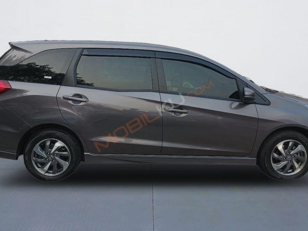 Mobil Honda Mobilio 2021