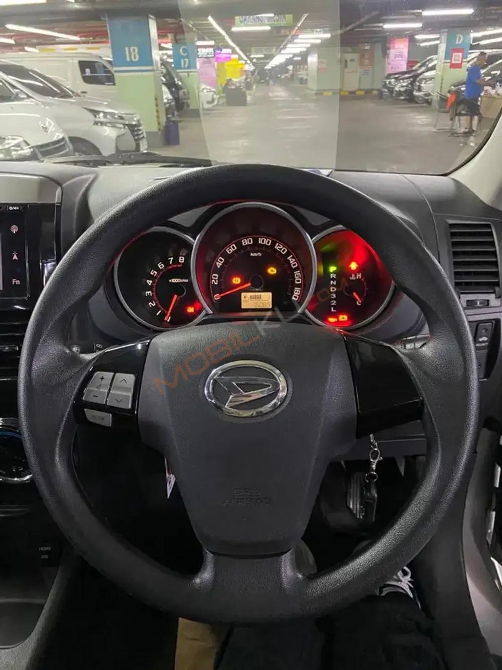 Mobil Daihatsu Terios 2015