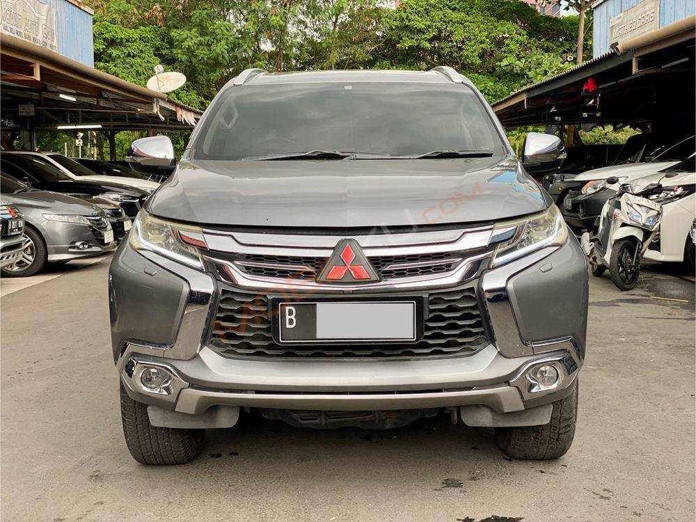 Mobil Mitsubishi Pajero Sport 2016