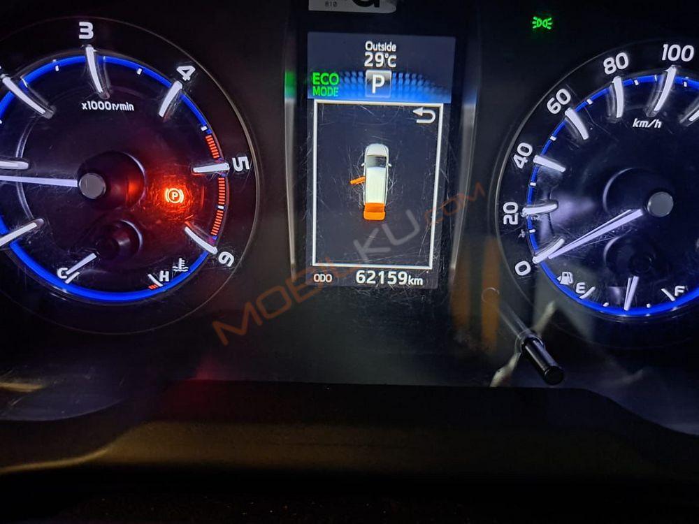 Mobil Toyota Kijang Innova 2021