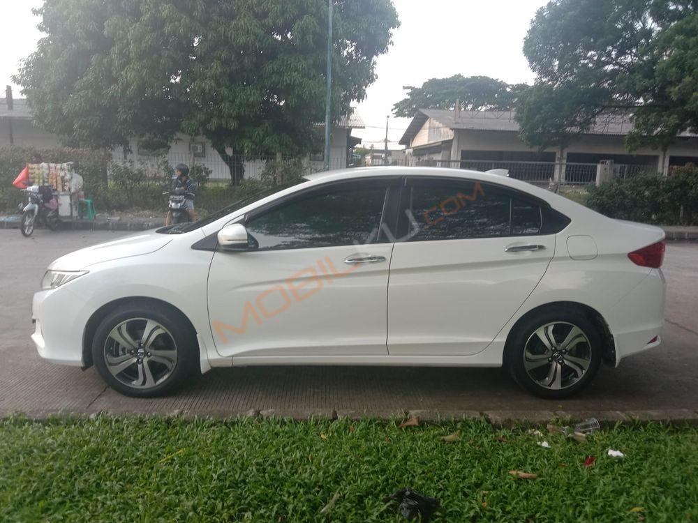 Mobil Honda City Hatchback 2014