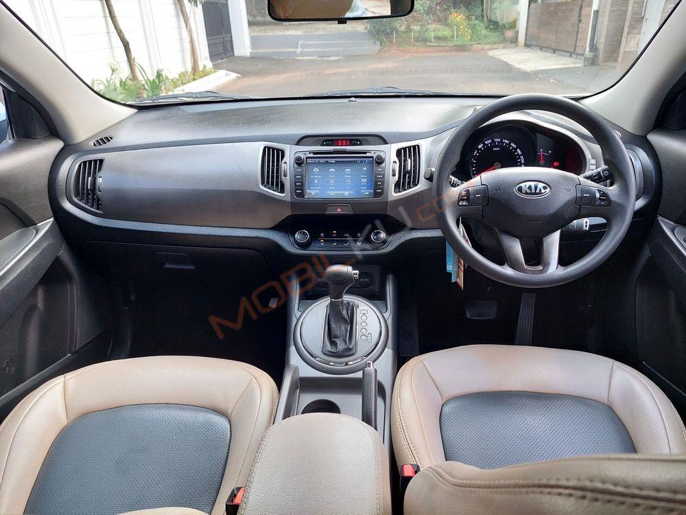 Mobil Kia Sportage 2014
