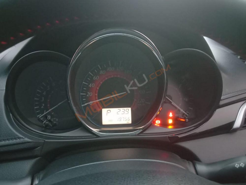 Mobil Toyota Yaris 2021