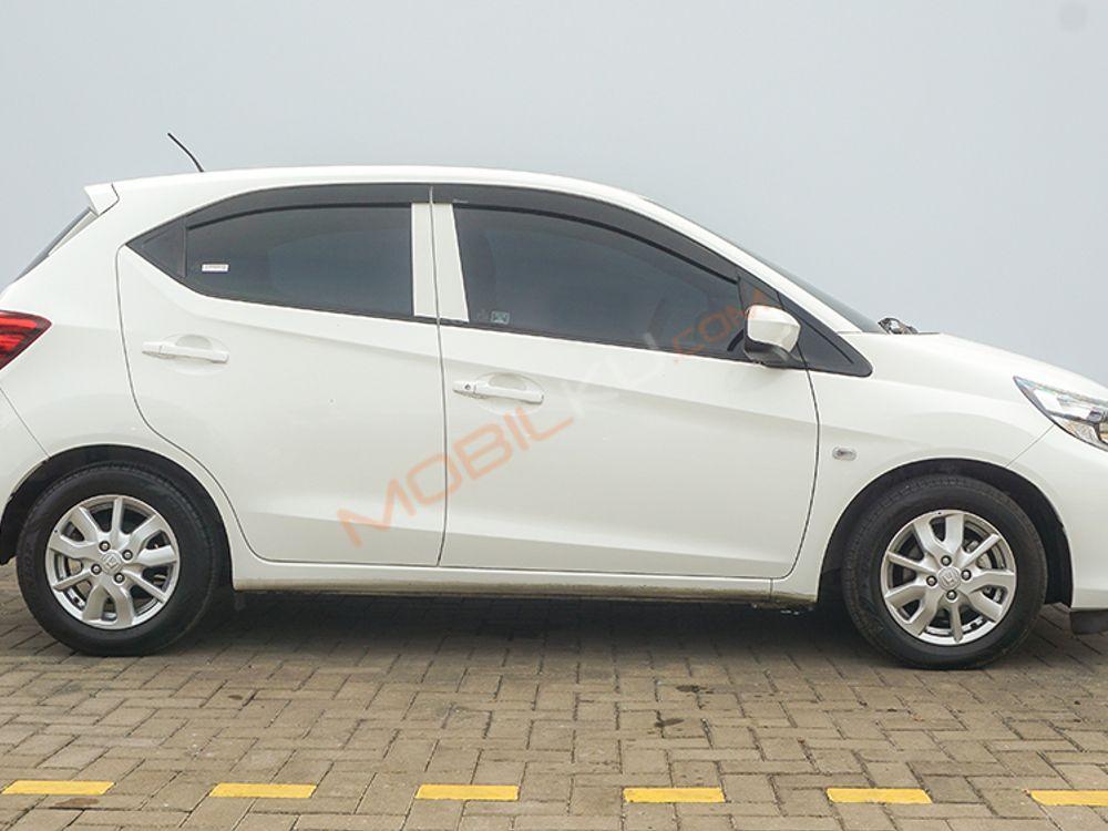 Mobil Honda Brio 2022