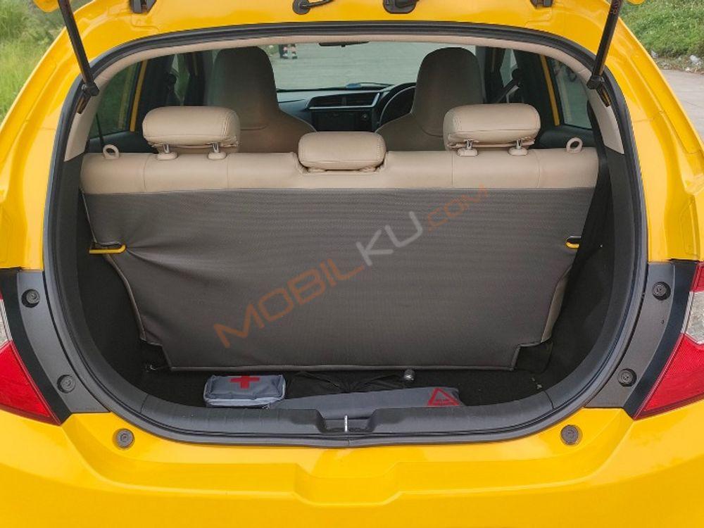 Mobil Honda Brio 2018