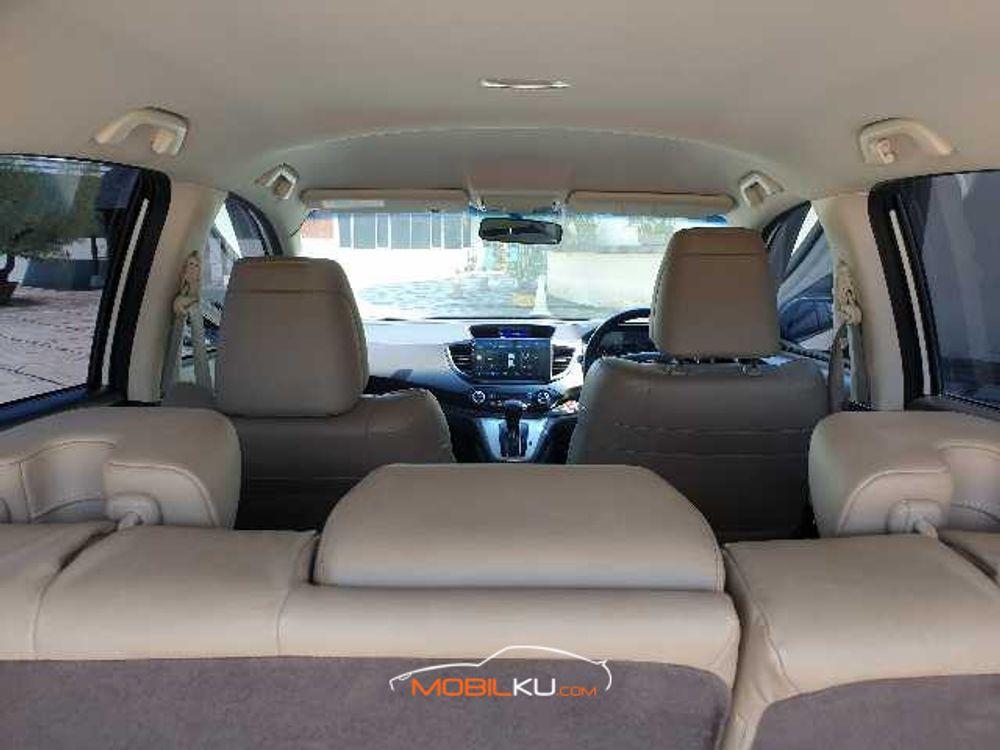Mobil Honda CR-V 2013