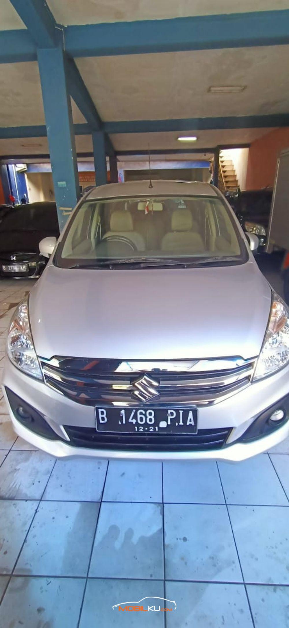 Mobil Suzuki Ertiga 2016