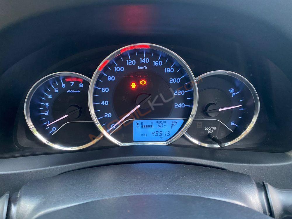 Mobil Toyota Corolla 2018