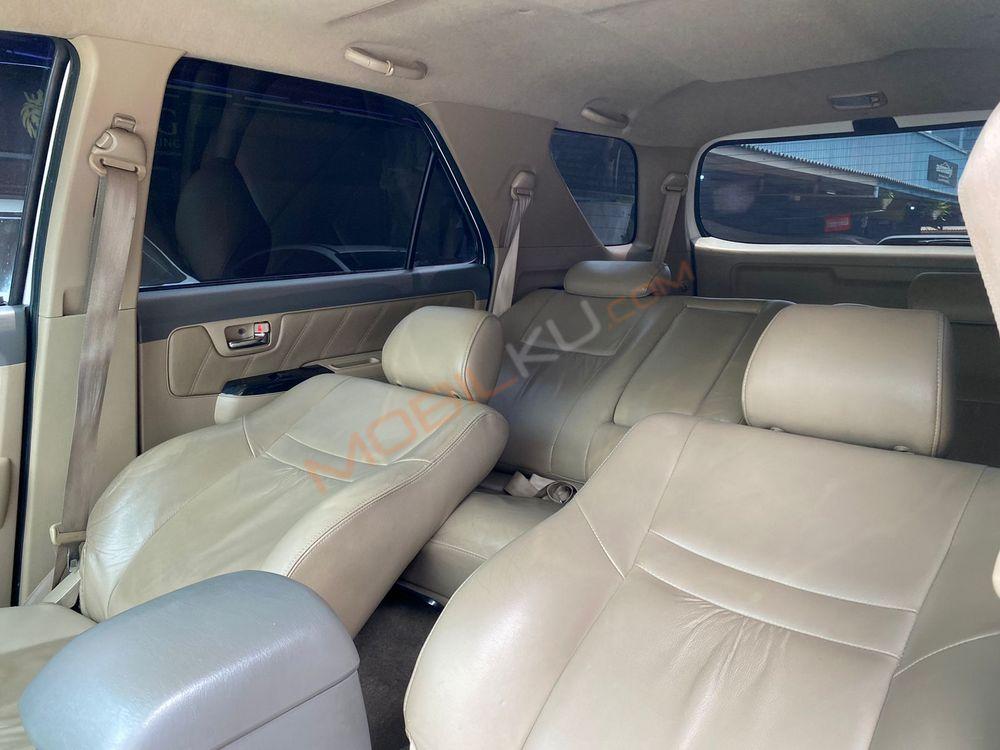 Mobil Toyota Fortuner 2012