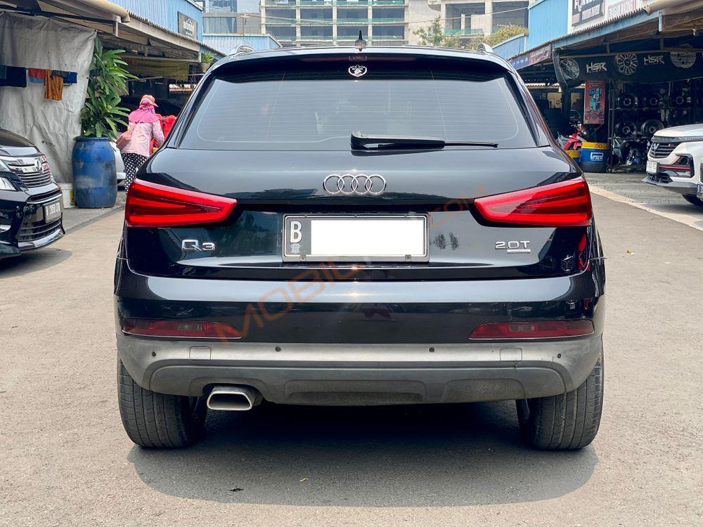Mobil Audi Q3 2014