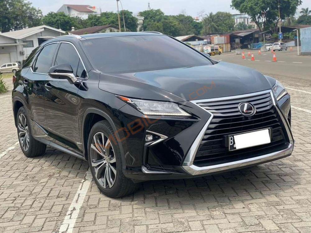 Mobil Lexus RX 2017